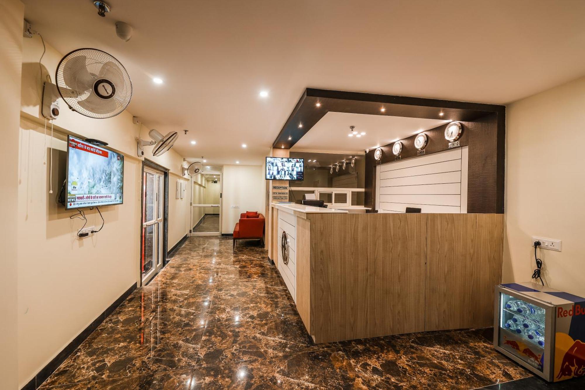 כלכותה Hotel Holiday Express מראה חיצוני תמונה